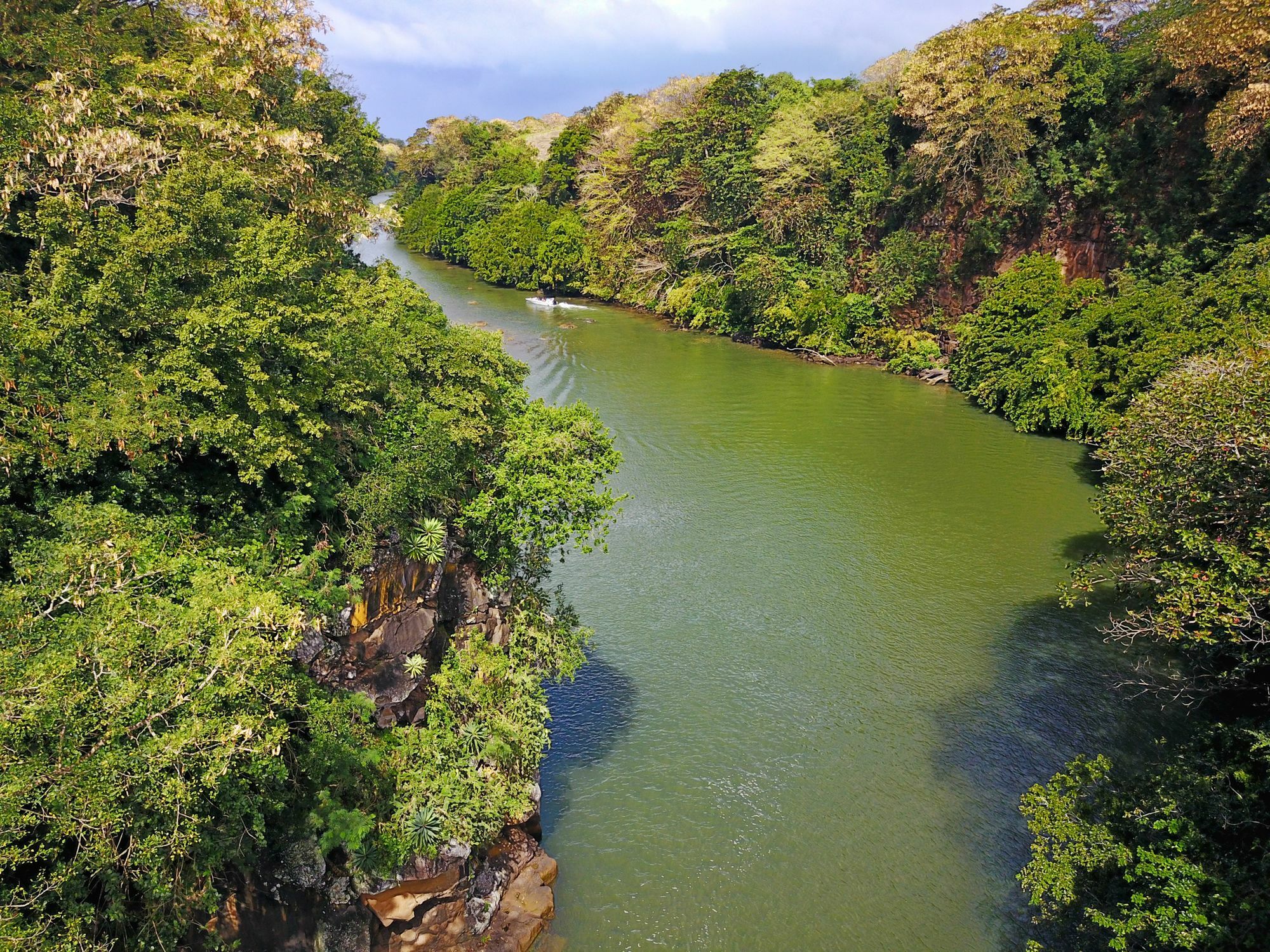 ホテル エヴァザイオン Grand River South East エクステリア 写真